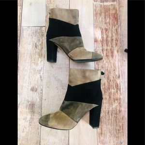 grigiarancio suede boots